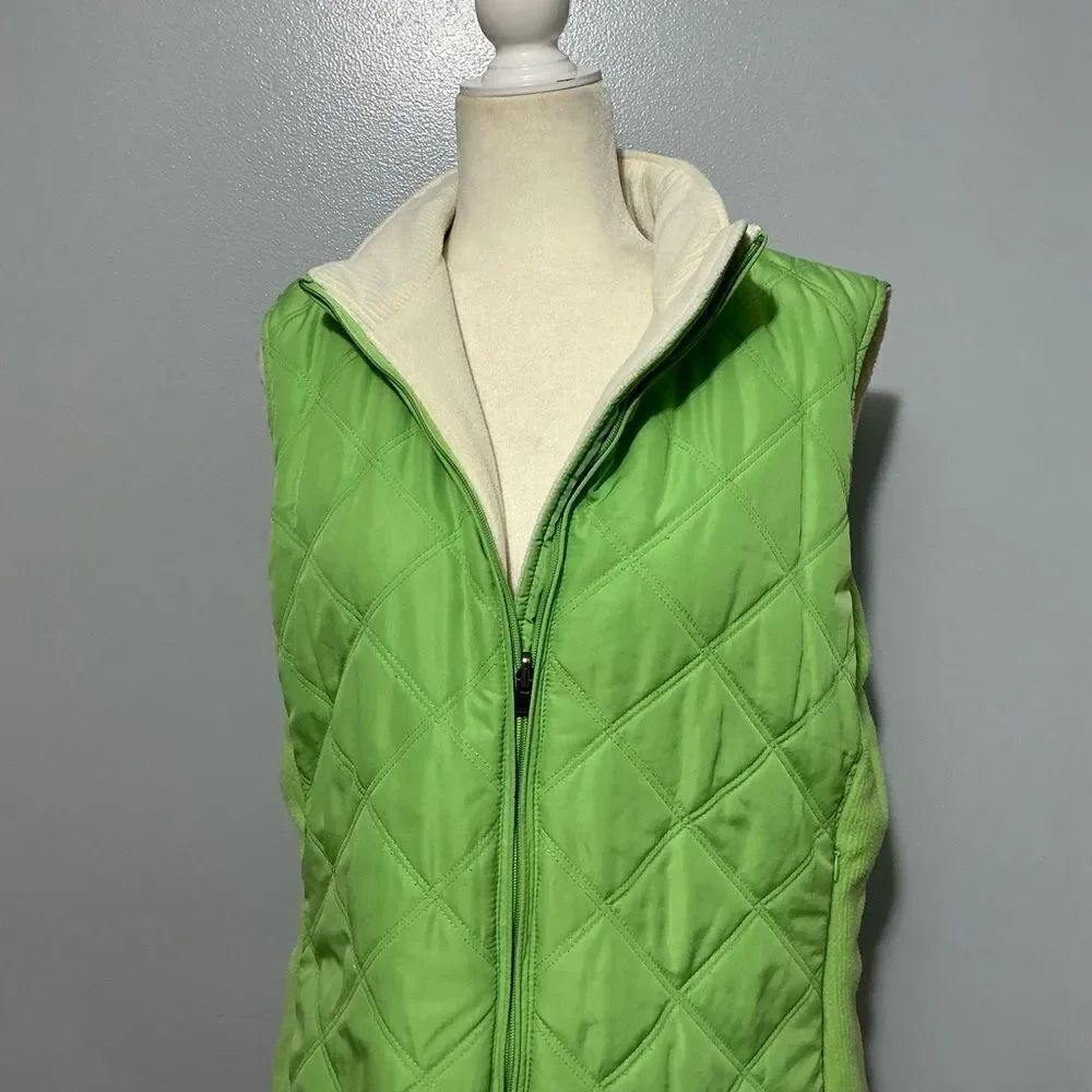 Izod Green and cream reversible Quilted Vest size XL